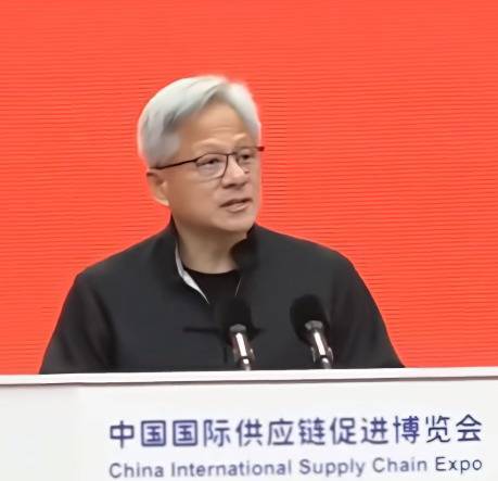 十大股票配资公司 黄仁勋北京演讲完整版！点名11家中国公司，预言AI下一波浪潮